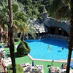 Grand Aquarium