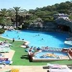 Grand Aquarium 4*