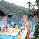 Hotel Grand Aquarium Icmeler