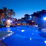 Grand Aquarium Szálloda 4*