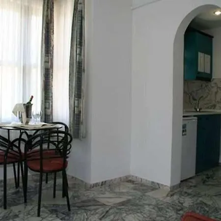 Grand Aquarium Hotel Icmeler