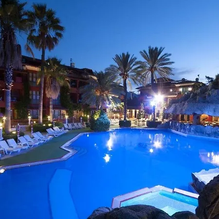 Hotel Grand Aquarium 4*