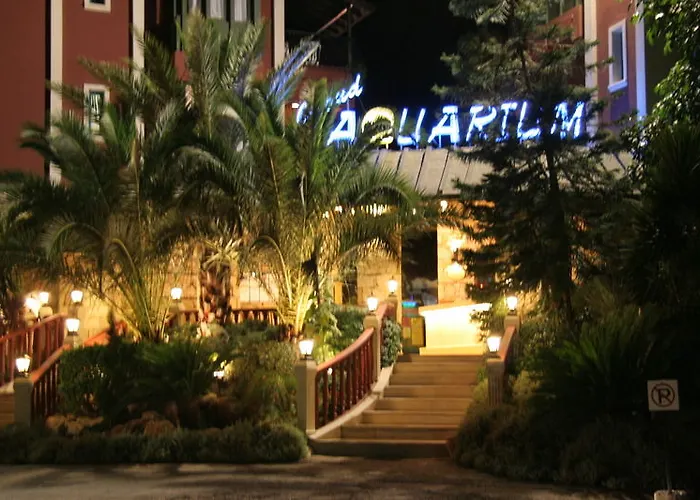 Grand Aquarium