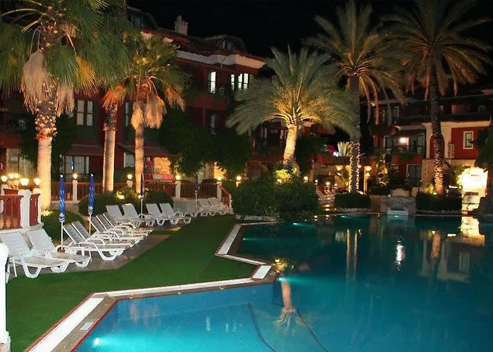 Grand Aquarium 호텔 4*