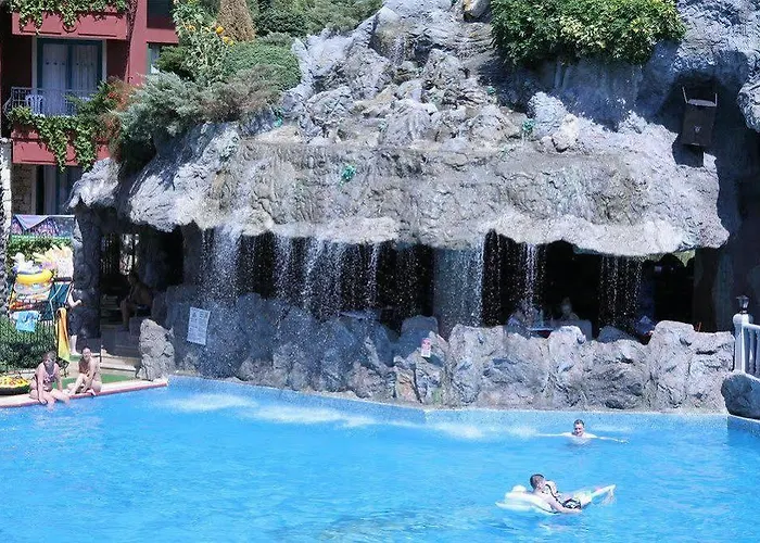 Grand Aquarium 호텔 이츠멜레르