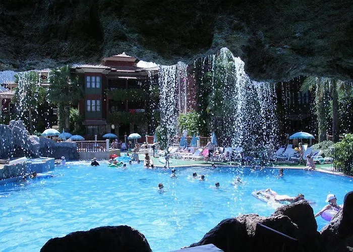 Grand Aquarium 이츠멜레르