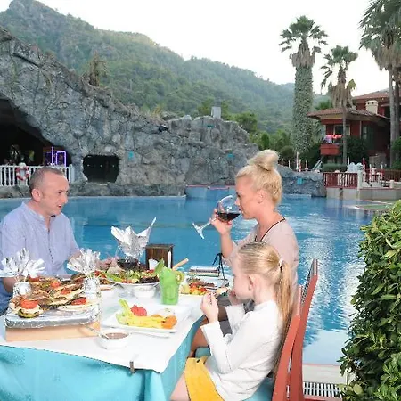 Hotel Grand Aquarium Icmeler