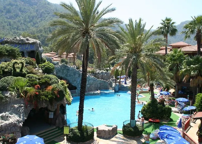 Grand Aquarium